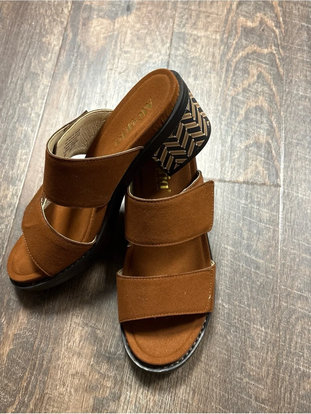 Alegría Tía Sienna Sandals Color Brown 2 Inch Heel Size 38 EU